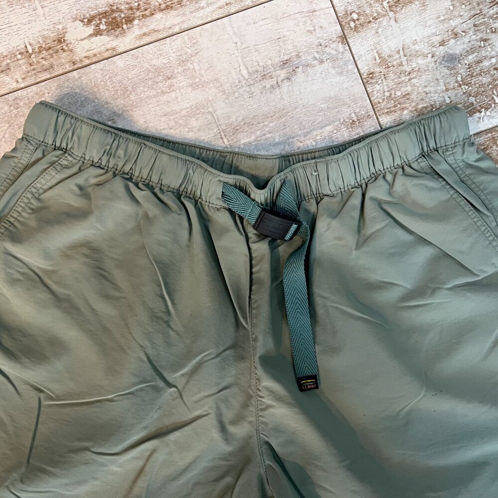 Mens L.L. Bean Green Lined Shorts/Swimsuit - Picture 3 of 7